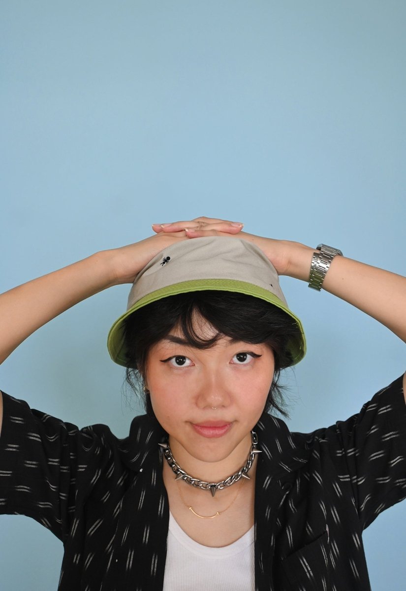 HO HOS HOLE IN THE WALL - "Ants on Your Hat" bucket hat ▲Grey▼Green colorway combo